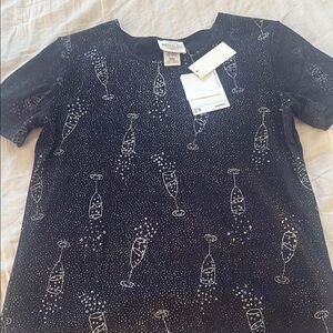 Elegant Navy Short Sleeve Tee with Champagne Print